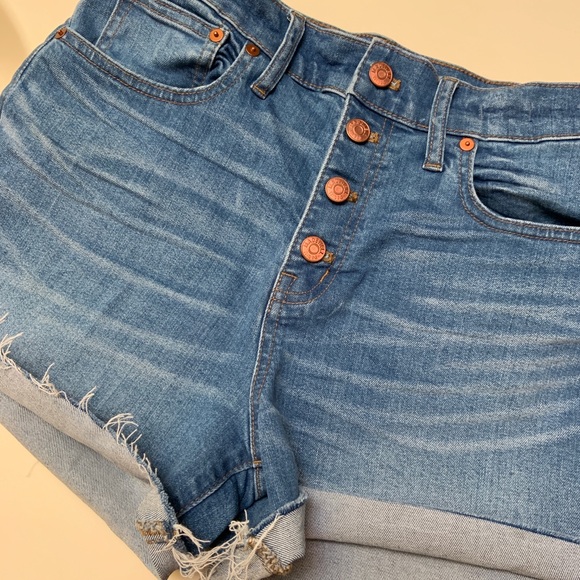 High rise denim shorts - Picture 3 of 3